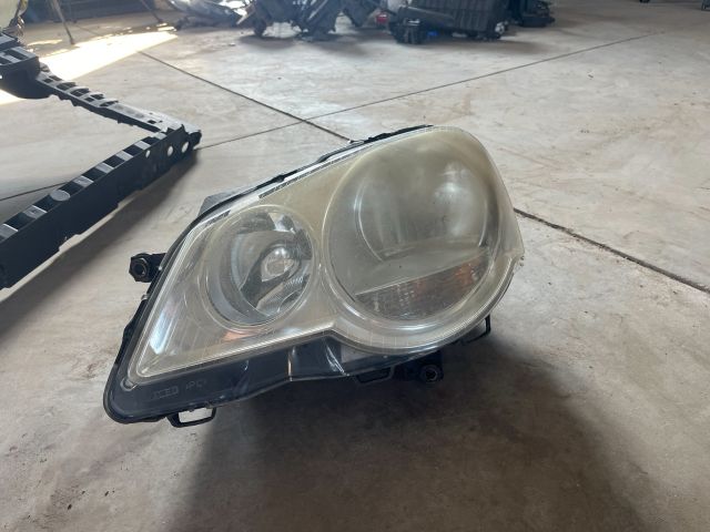 bontott VW POLO IV Bal Fényszóró