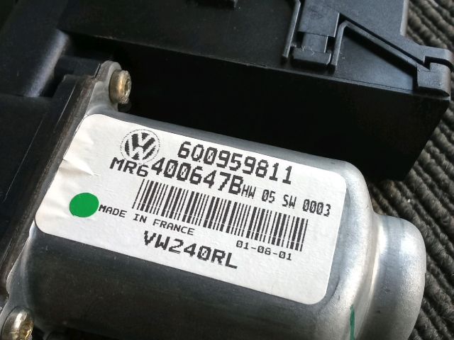 bontott VW POLO IV Bal hátsó Ablakemelő Motor