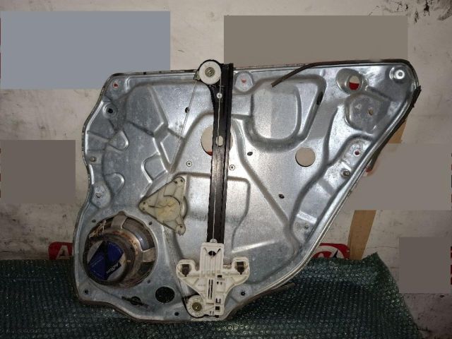 bontott VW POLO IV Bal hátsó Ablakemelő Szerkezet (Elektromos)