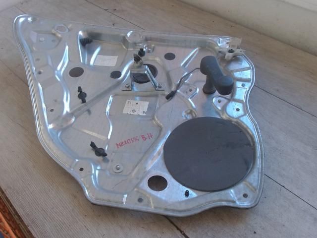 bontott VW POLO IV Bal hátsó Ablakemelő Szerkezet (Mechanikus)