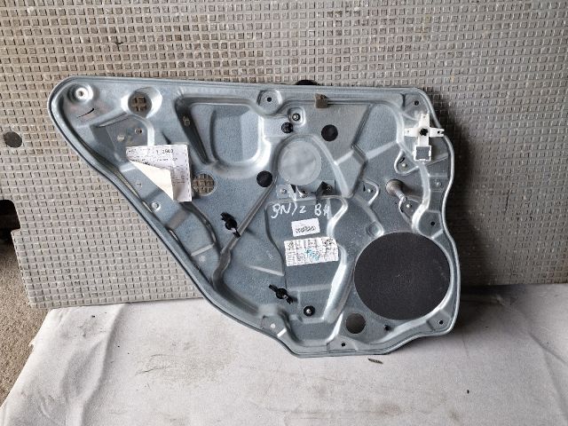 bontott VW POLO IV Bal hátsó Ablakemelő Szerkezet (Mechanikus)