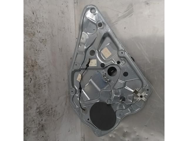 bontott VW POLO IV Bal hátsó Ablakemelő Szerkezet (Mechanikus)