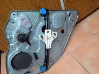 bontott VW POLO IV Bal hátsó Ablakemelő Szerkezet (Mechanikus)