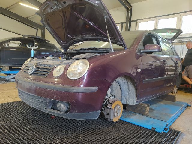 bontott VW POLO IV Bal hátsó Ablakvezető Gumi