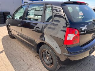 bontott VW POLO IV Bal hátsó Ajtó Kárpit