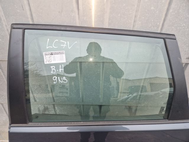 bontott VW POLO IV Bal hátsó Ajtó (Részeivel)