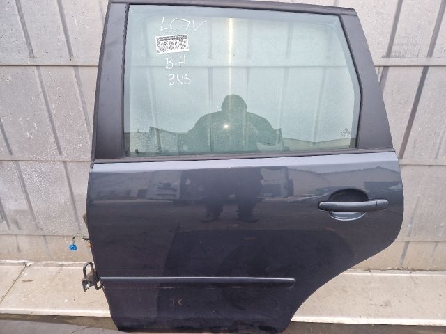 bontott VW POLO IV Bal hátsó Ajtó (Részeivel)