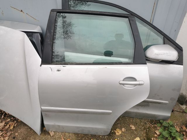 bontott VW POLO IV Bal hátsó Ajtó (Részeivel)
