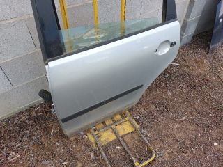 bontott VW POLO IV Bal hátsó Ajtó (Üres lemez)