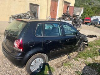 bontott VW POLO IV Bal hátsó Ajtó (Üres lemez)