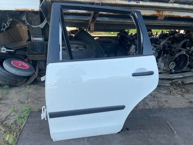 bontott VW POLO IV Bal hátsó Ajtó (Üres lemez)
