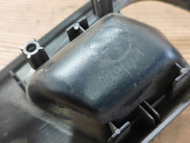 bontott VW POLO IV Bal hátsó Ajtóbehúzó