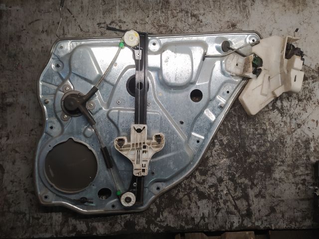 bontott VW POLO IV Bal hátsó Ajtózár Motor