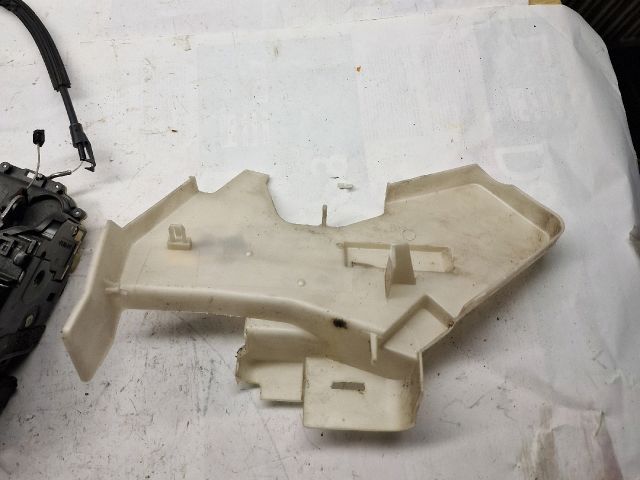 bontott VW POLO IV Bal hátsó Ajtózár