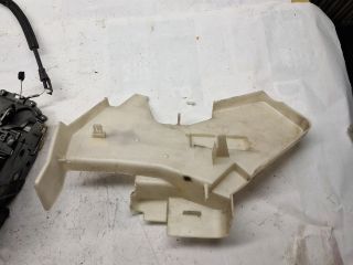 bontott VW POLO IV Bal hátsó Ajtózár