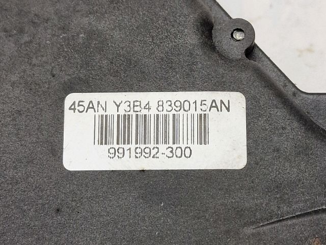 bontott VW POLO IV Bal hátsó Ajtózár