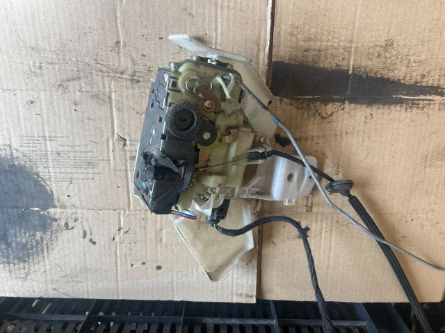 bontott VW POLO IV Bal hátsó Ajtózár