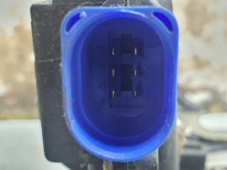 bontott VW POLO IV Bal hátsó Ajtózár