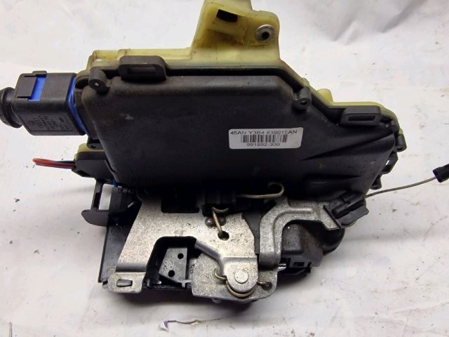 bontott VW POLO IV Bal hátsó Ajtózár