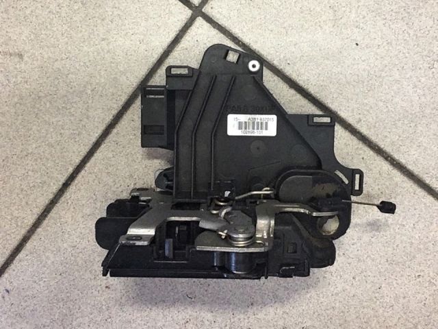 bontott VW POLO IV Bal hátsó Ajtózár