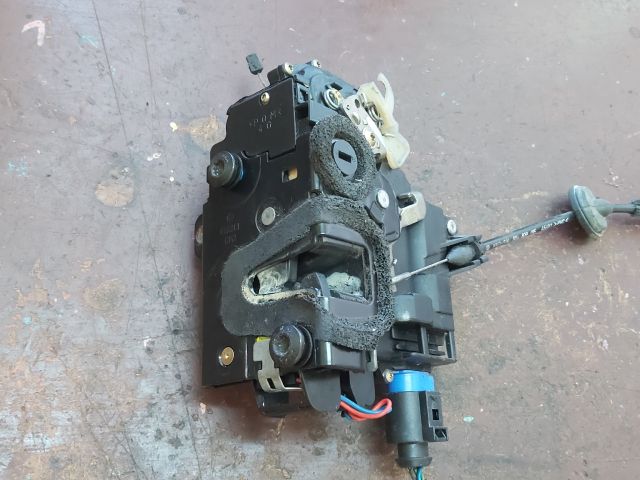 bontott VW POLO IV Bal hátsó Ajtózár