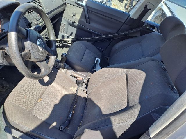 bontott VW POLO IV Bal hátsó Biztonsági Öv Csat