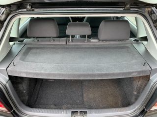bontott VW POLO IV Bal hátsó Dobbetét (Kerékjárati, Műanyag)