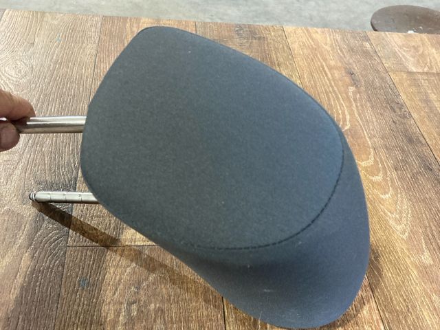 bontott VW POLO IV Bal hátsó Fejtámla