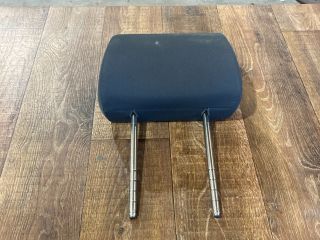 bontott VW POLO IV Bal hátsó Fejtámla