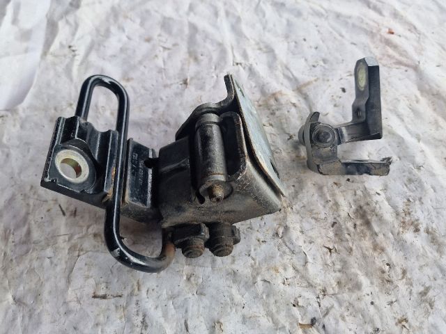 bontott VW POLO IV Bal hátsó Felső Zsanér