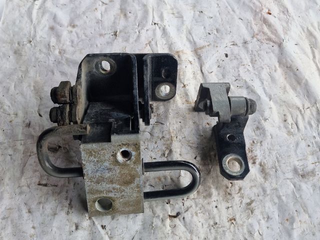 bontott VW POLO IV Bal hátsó Felső Zsanér