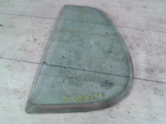 bontott VW POLO IV Bal hátsó Fixüveg (Ajtóban)