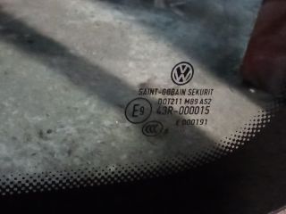 bontott VW POLO IV Bal hátsó Fixüveg (Ajtóban)