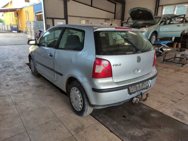 bontott VW POLO IV Bal hátsó Kapaszkodó (Felső)