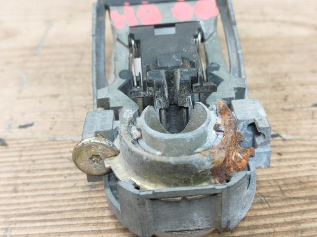 bontott VW POLO IV Bal hátsó Külső Kilincs