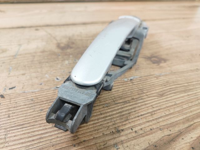 bontott VW POLO IV Bal hátsó Külső Kilincs