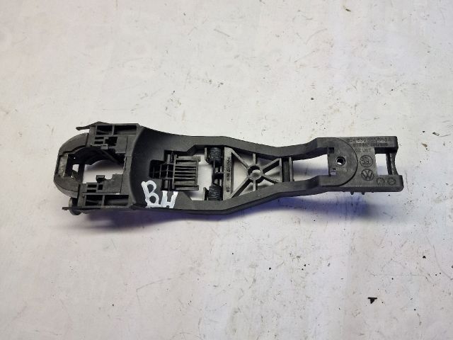 bontott VW POLO IV Bal hátsó Külső Kilincsfészek