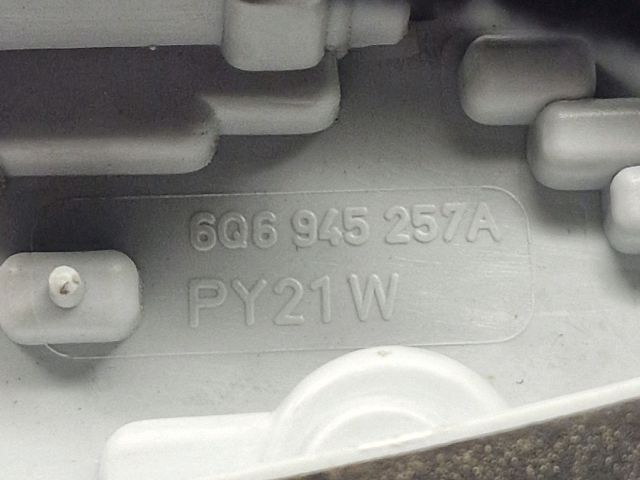 bontott VW POLO IV Bal Hátsó Lámpa