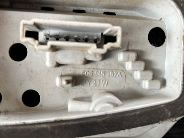 bontott VW POLO IV Bal Hátsó Lámpa