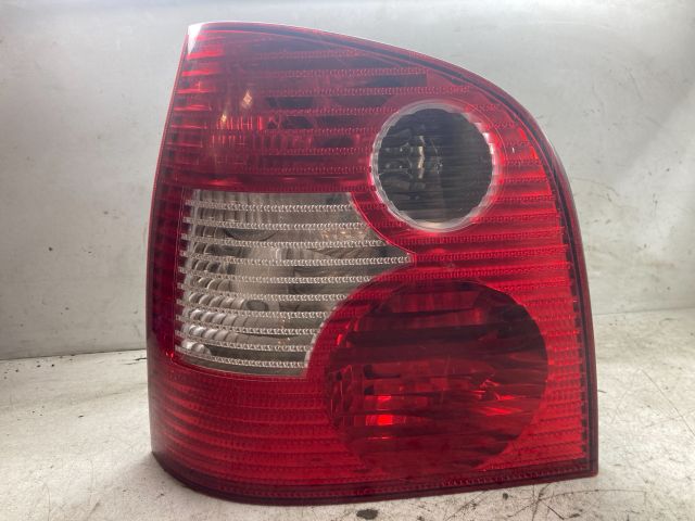 bontott VW POLO IV Bal Hátsó Lámpa