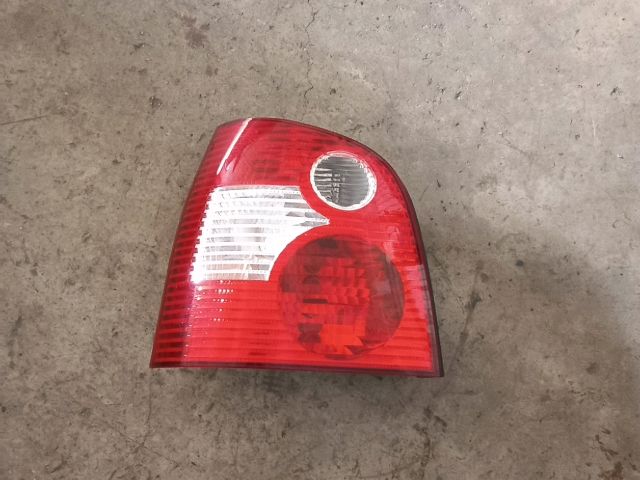 bontott VW POLO IV Bal Hátsó Lámpa