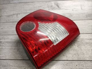 bontott VW POLO IV Bal hátsó Lámpabúra