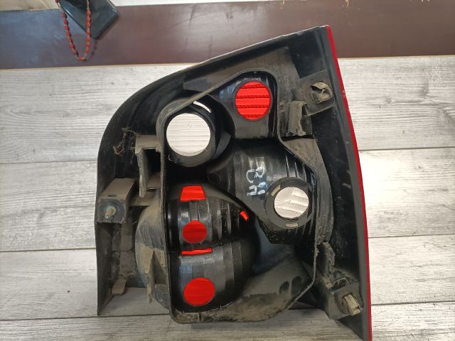 bontott VW POLO IV Bal hátsó Lámpabúra