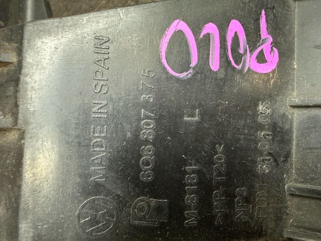 bontott VW POLO IV Bal hátsó Lökhárító Tartó (Műanyag)