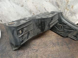 bontott VW POLO IV Bal hátsó Lökhárító Tartó (Műanyag)