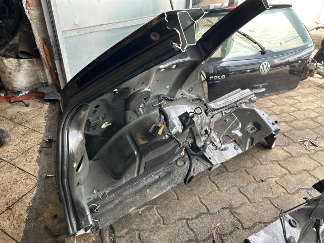 bontott VW POLO IV Bal hátsó Negyed Karosszéria Csomag