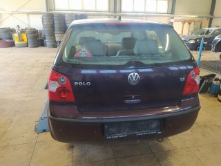 bontott VW POLO IV Bal hátsó Oldal Lökhárító Tartó (Műanyag)