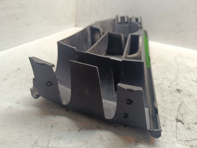 bontott VW POLO IV Bal Ködlámpa Rács