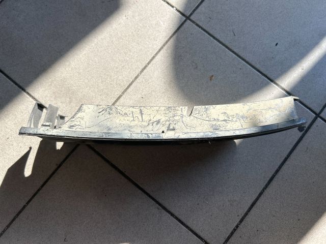 bontott VW POLO IV Bal Ködlámpa Rács