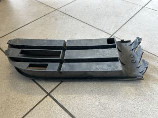 bontott VW POLO IV Bal Ködlámpa Rács